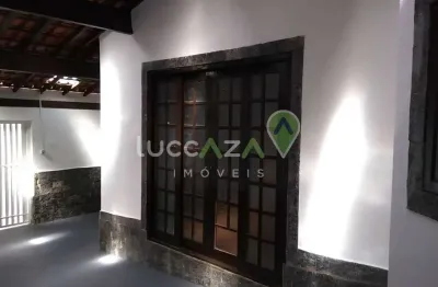 Imperdível oportunidade! Casa à venda em Jacareí-SP, no Jardim Santa Marina - 2 quartos, 1 suíte, 2 salas, 2 banheiros, 2 vagas de garagem, 125,00 m² de área.