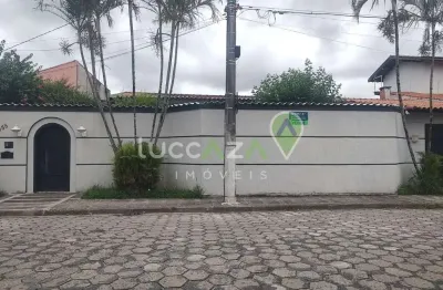 Imóvel de luxo à venda em Jacareí-SP, Jardim Flórida: 4 quartos, 1 suíte, 3 salas, 5 banheiros, 2 vagas de garagem, 404,89 m².