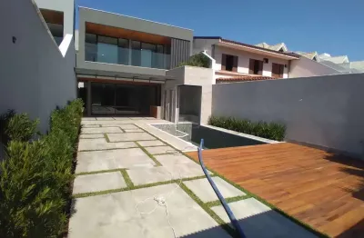 Casa em condomínio fechado com 5 quartos à venda na rua ivaldo azambuja, barra da tijuca, rio de janeiro, 360 m2 por r$ 4.200.000
