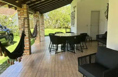 Lindíssima  casa em chapada dos guimarães, bairro bom clima-mt