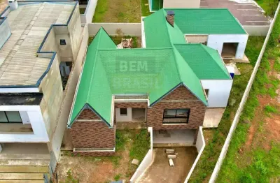 Casa térrea alto padrão no vicenza: 3 suítes, 327m² e garagem para 5 carros