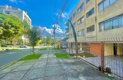 Apartamento mobiliado com 3 quartos e 2 vagas à venda – água verde / vila izabel