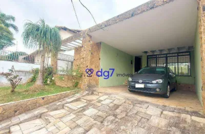 Casa térrea ao lado da futura estação jockey vila sônia