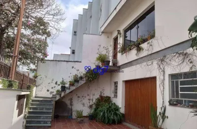 Casa espaçosa com 2 dormitórios e 2 banheiros em região privilegiada