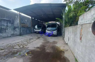 Galpão com 215 metros de área útil e 296 m² de terreno no butantã