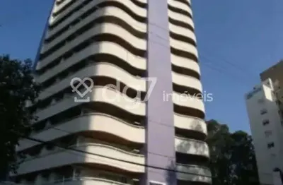 Bairro tranquilo e rua arborizada - Seu novo lar com cozinha planejada!