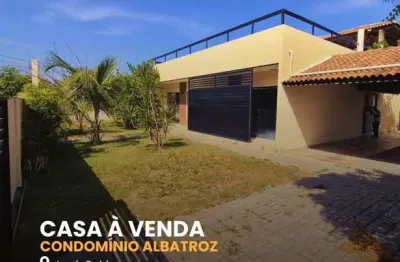 Casa em condomínio fechado com 3 quartos à venda na alameda do canário, abrantes, camaçari por r$ 900.000