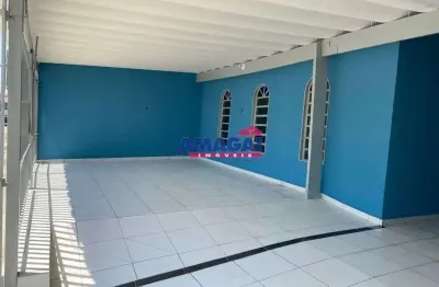 Casa com 3 quartos para alugar no jardim emília, jacareí  por r$ 1.800