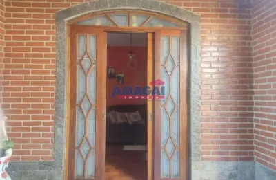 Casa com 3 quartos à venda na vila zezé, jacareí  por r$ 405.000
