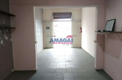 Sala comercial para alugar no são joão, jacareí  por r$ 1.600