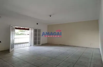Casa com 4 quartos à venda no jardim américa, jacareí  por r$ 750.000