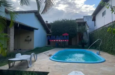 Casa com 3 quartos à venda na cidade jardim, jacareí  por r$ 815.000