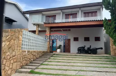 Casa em condomínio fechado com 4 quartos à venda no jardim coleginho, jacareí  por r$ 1.250.000