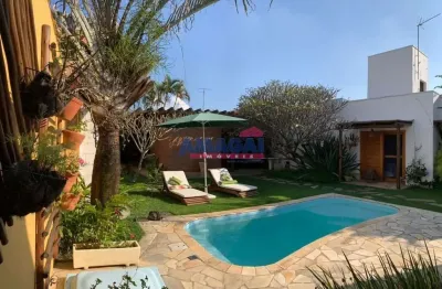 Casa com 3 quartos à venda no jardim siesta, jacareí  por r$ 2.300.000