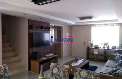 Casa em condomínio fechado com 4 quartos à venda no loteamento villa branca, jacareí  por r$ 1.325.000