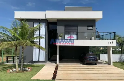 Casa em condomínio fechado com 3 quartos à venda no loteamento residencial parque lago dourado, jacareí  por r$ 2.200.000