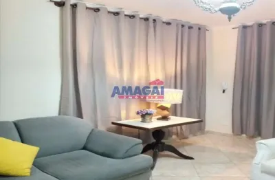 Casa com 3 quartos à venda no jardim terras de são joão, jacareí  por r$ 770.000