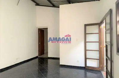 Casa com 4 quartos à venda no jardim américa, jacareí  por r$ 280.000