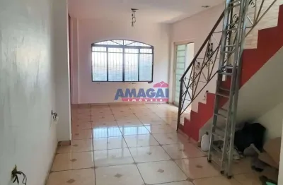 Casa com 4 quartos à venda no jardim primavera, jacareí  por r$ 350.000