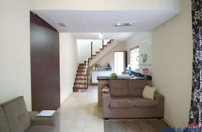 Casa com 3 quartos à venda no parque dos príncipes, jacareí  por r$ 385.000