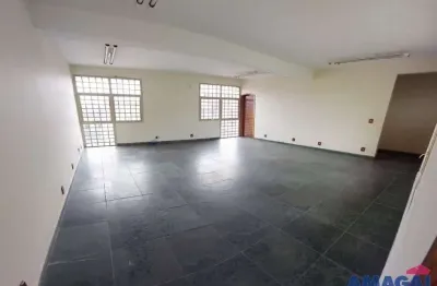 Sala comercial à venda no Centro, Jacareí 