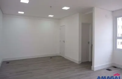 Sala comercial à venda no Centro, Jacareí 