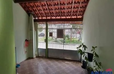 Casa com 2 quartos à venda no parque itamarati, jacareí  por r$ 410.000