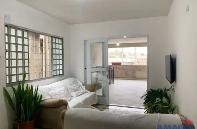 Casa com 2 quartos à venda no jardim bela vista, jacareí  por r$ 280.000