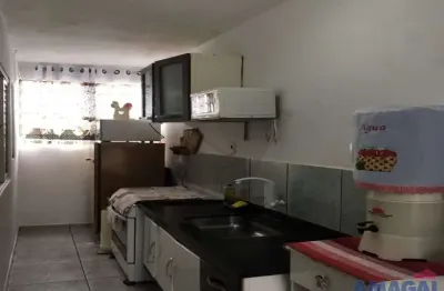 Casa com 4 quartos à venda no parque santo antônio, jacareí  por r$ 500.000
