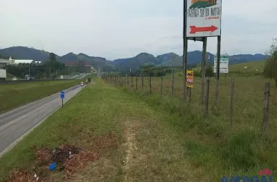 Terreno à venda no Parateí do Meio, Jacareí 