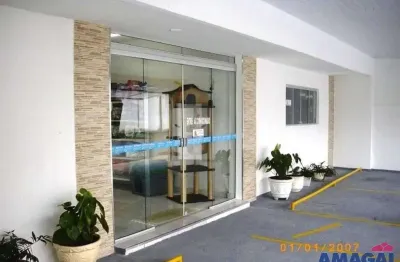 Casa com 7 quartos para alugar na vila betânia, são josé dos campos  por r$ 27.000