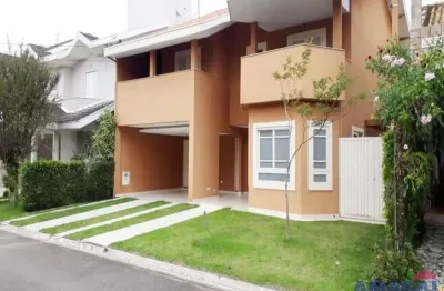 Casa em condomínio fechado com 4 quartos à venda na cidade jardim, jacareí  por r$ 1.300.000