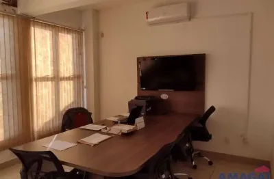 Sala comercial à venda no jardim altos de santana i, jacareí  por r$ 1.500.000