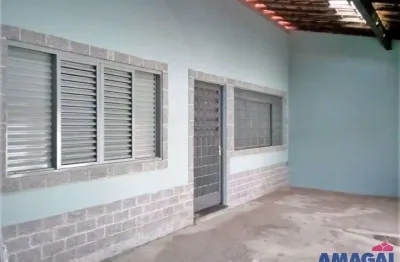 Casa com 3 quartos à venda no jardim do vale, jacareí  por r$ 365.000