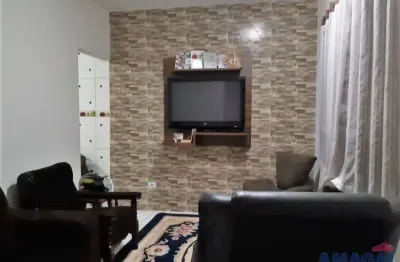 Casa com 3 quartos à venda na cidade salvador, jacareí  por r$ 380.000