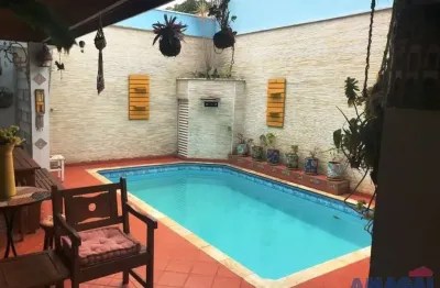 Casa com 4 quartos à venda no jardim terras de são joão, jacareí  por r$ 825.000