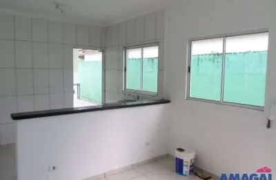 Casa com 3 quartos à venda no jardim emília, jacareí  por r$ 350.000