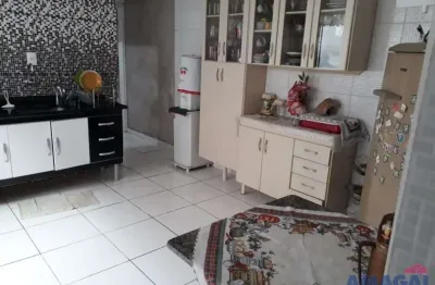Casa com 3 quartos à venda no parque santo antônio, jacareí  por r$ 330.000