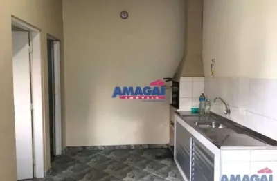 Casa com 2 quartos à venda no jardim das oliveiras, jacareí  por r$ 330.000
