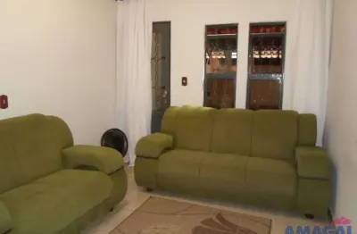 Casa com 2 quartos à venda no conjunto são benedito, jacareí  por r$ 330.000