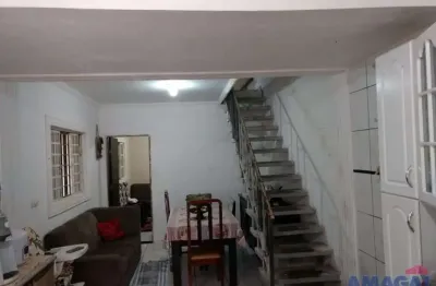 Casa com 4 quartos à venda na vila nova aliança, jacareí  por r$ 390.000