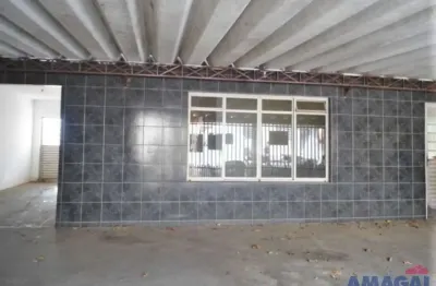 Casa com 3 quartos à venda na cidade salvador, jacareí  por r$ 700.000