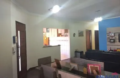 Casa com 3 quartos à venda na cidade jardim, jacareí  por r$ 750.000