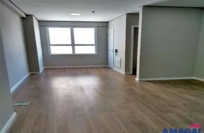 Sala comercial à venda no centro, jacareí  por r$ 240.000