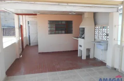 Casa com 3 quartos à venda no jardim bela vista, jacareí  por r$ 390.000