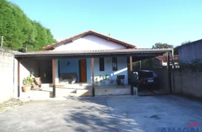 Casa com 3 quartos à venda no jardim califórnia, jacareí  por r$ 1.000.000
