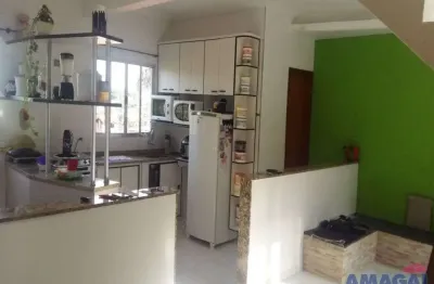 Casa com 3 quartos à venda no chácaras reunidas igarapés, jacareí  por r$ 700.000