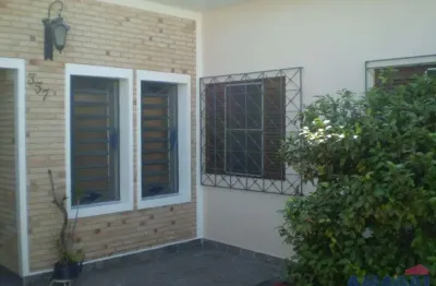 Casa com 3 quartos à venda no centro, jacareí  por r$ 1.300.000