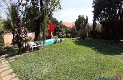 Chácara / sítio com 3 quartos à venda no jardim siesta, jacareí  por r$ 4.000.000