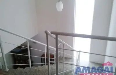 Casa em condomínio fechado com 4 quartos à venda no jardim altos de santana ii, jacareí  por r$ 1.800.000